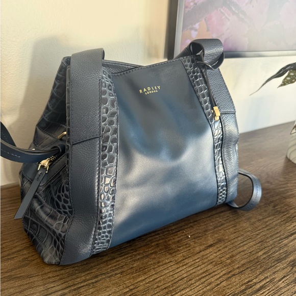 Radley London Midnight Blue Shoulder Bag - Picture 3 of 3